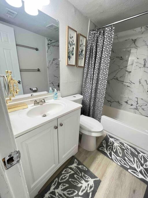 Downtown Boho Gem Luxe 1bed